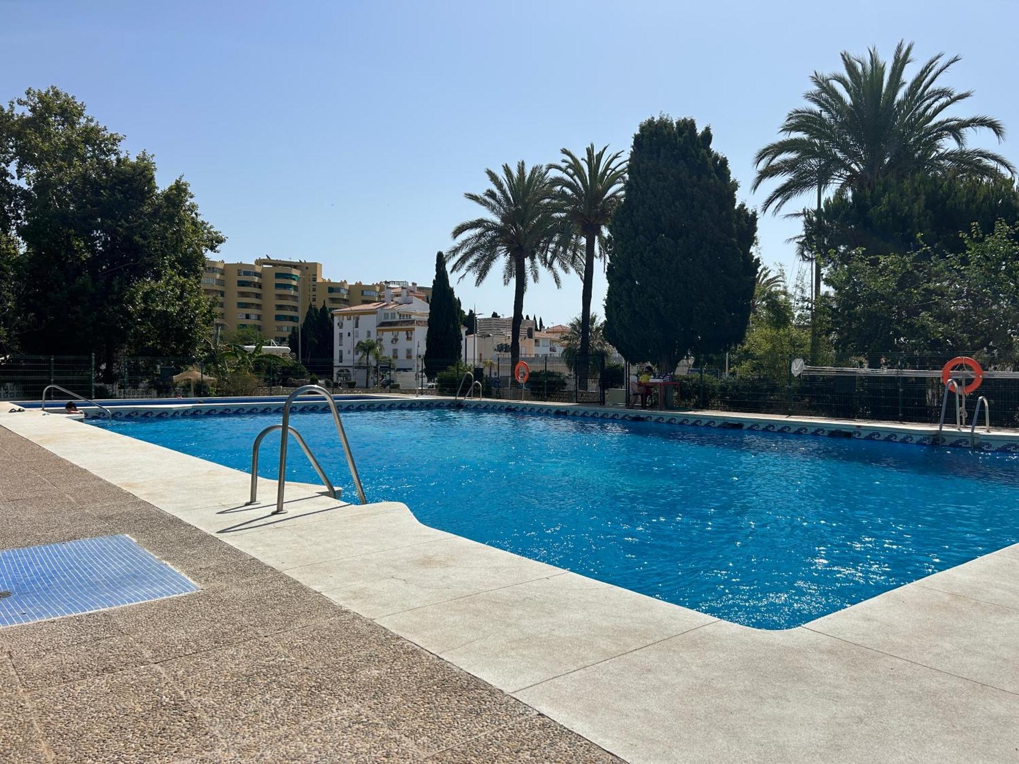 Bridges Mar Del Sur - Puerto Marina Benalmadena Apartment Luaran gambar